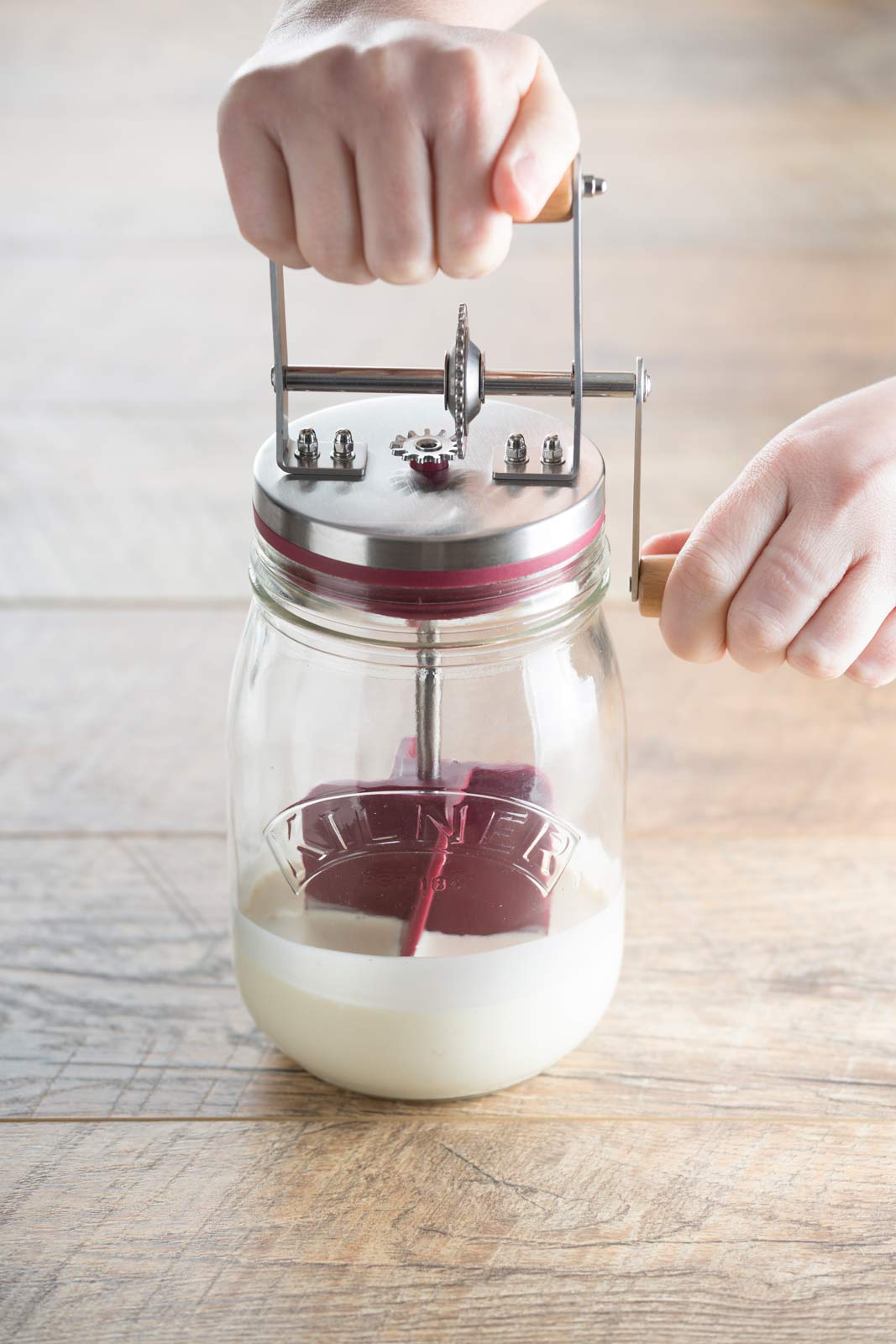 Butterfass mit Kurbel - hiushaltsreinigung.com