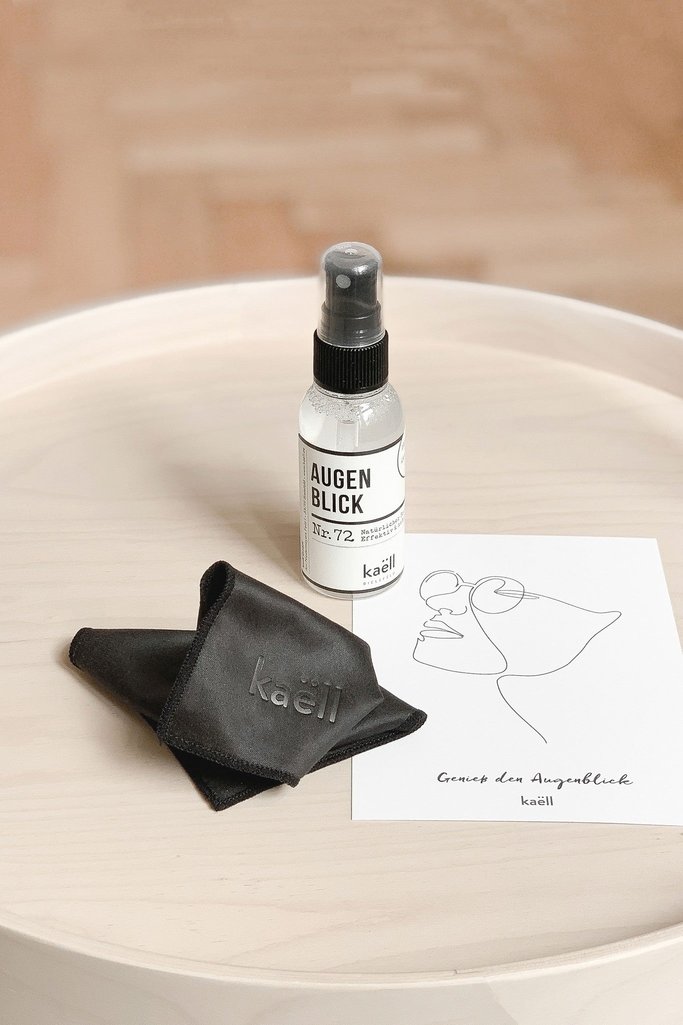Augenblick Set Natürlicher Brillenreiniger mit hochwertigem Brillenputztuch - hiushaltsreinigung.com