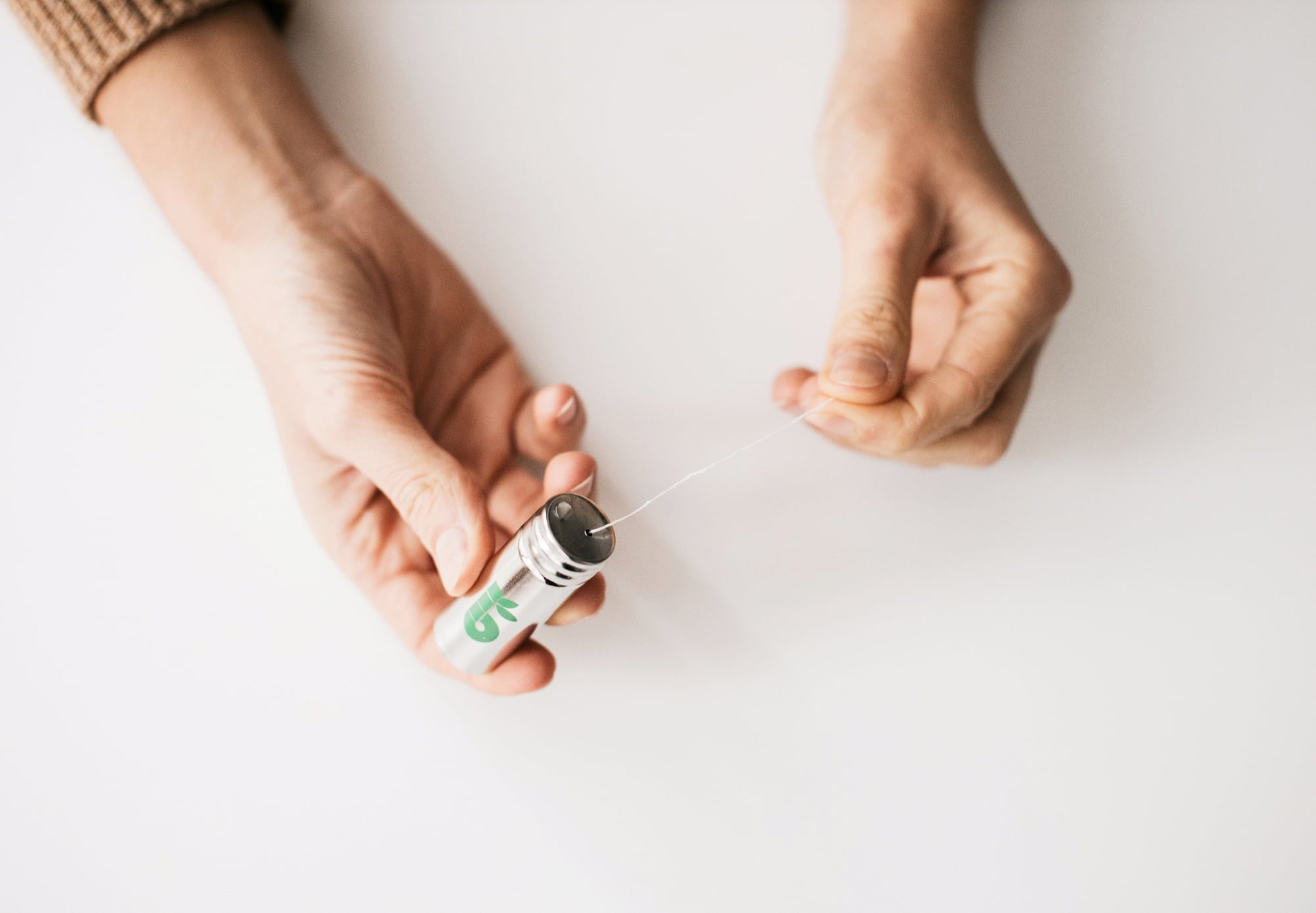 Vegange Zahnseide im Flakon - hiushaltsreinigung.com