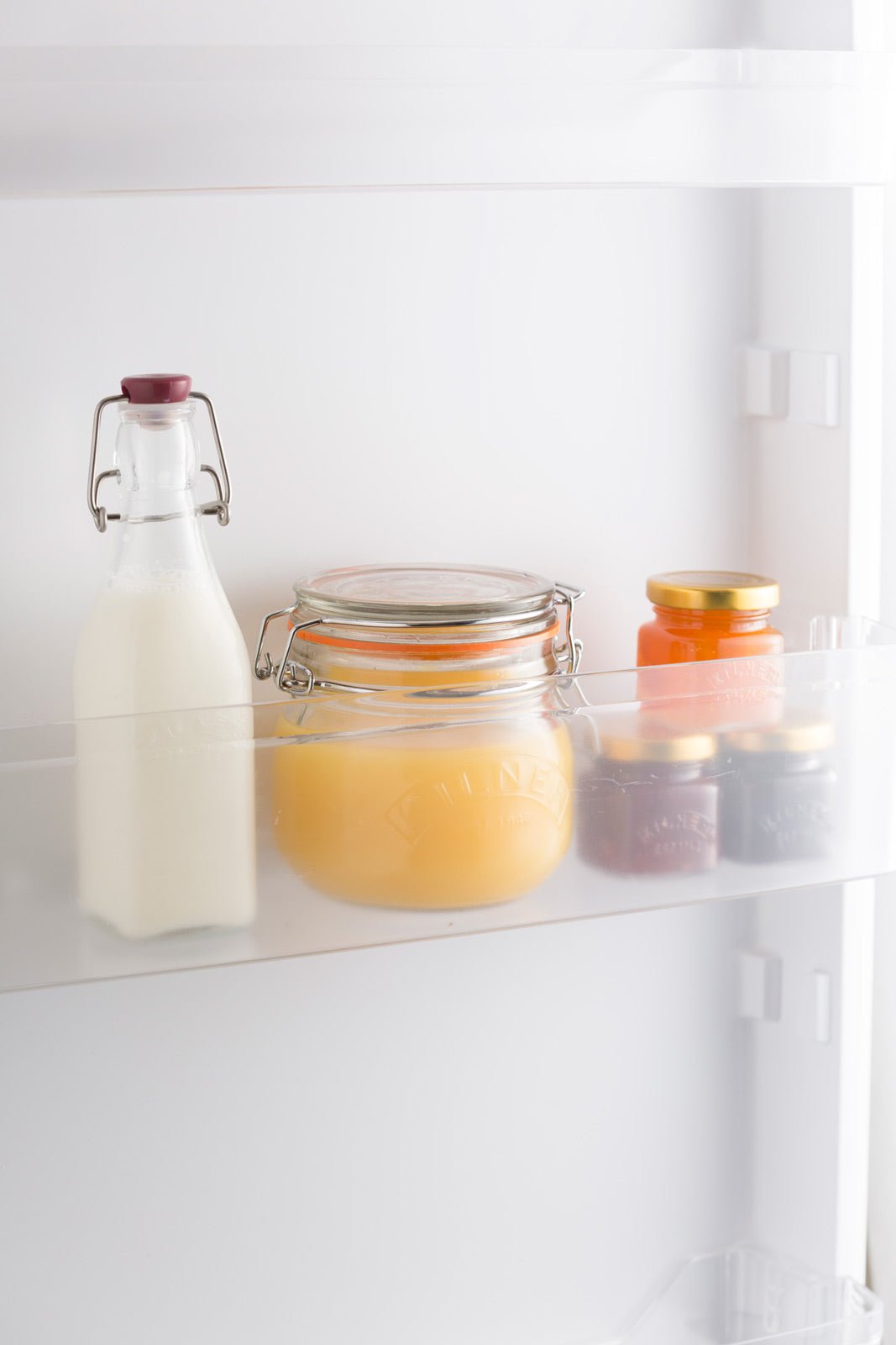 Zitronen - und Orangenpresse aus Glas - hiushaltsreinigung.com